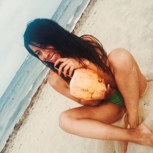 Meet your Posher, Irene isabel